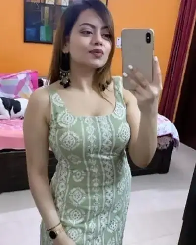 Call Girl in Hospet